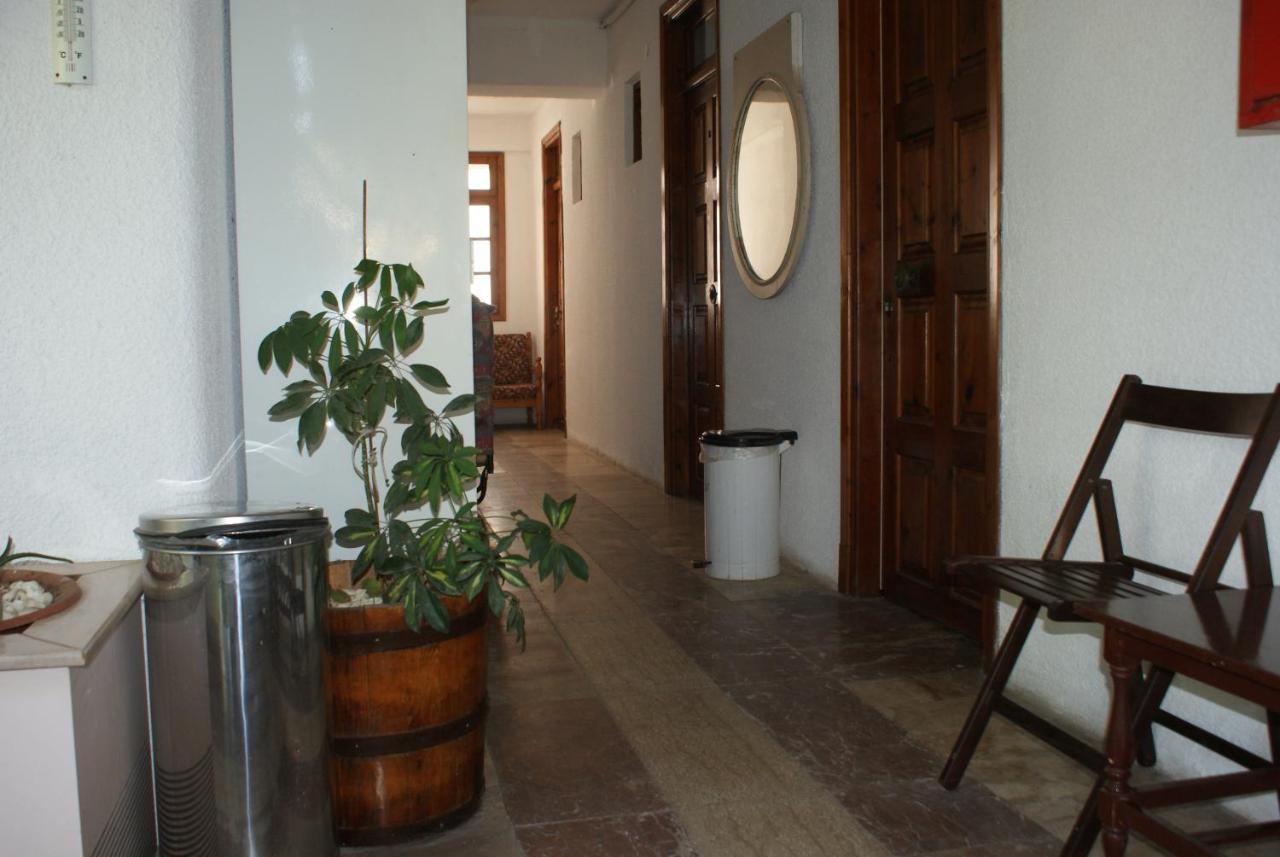 Hotel Agni -Enoikiazomena Diamerizmata Kallithea  Buitenkant foto