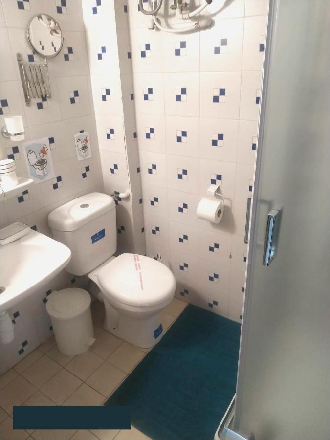 Hotel Agni -Enoikiazomena Diamerizmata Kallithea  Buitenkant foto