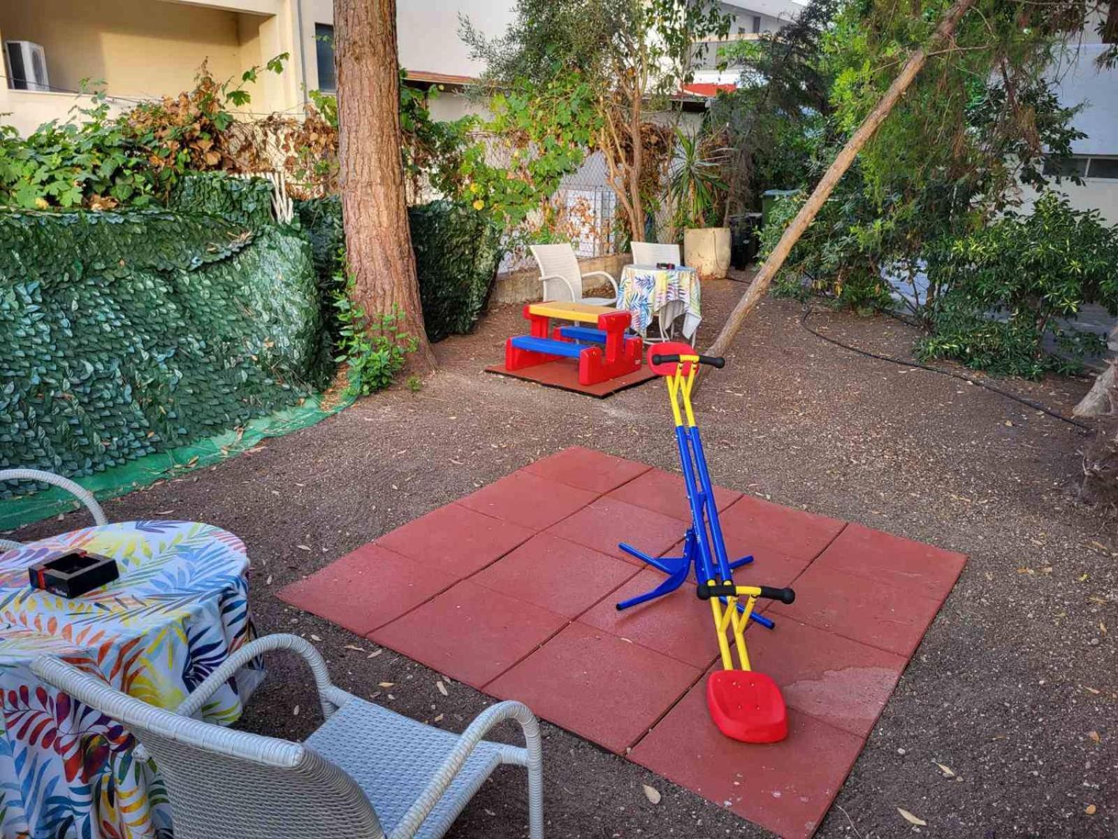 Hotel Agni -Enoikiazomena Diamerizmata Kallithea  Buitenkant foto